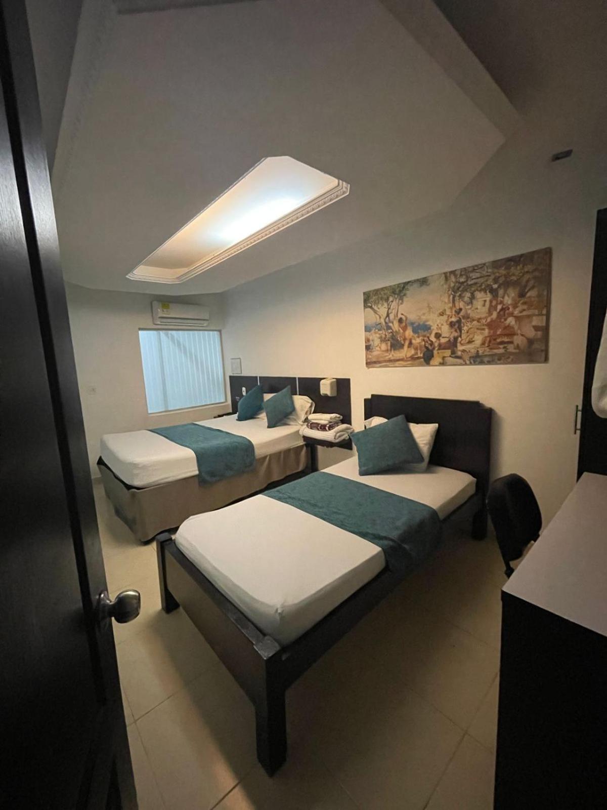 Hotel Plaza Norte カリ エクステリア 写真