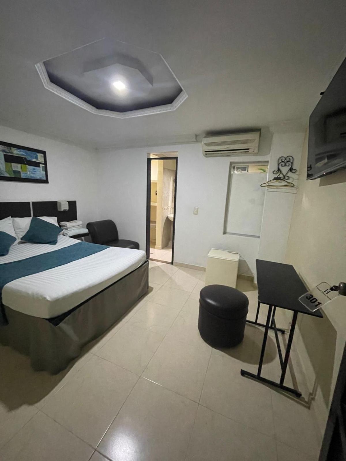 Hotel Plaza Norte カリ エクステリア 写真