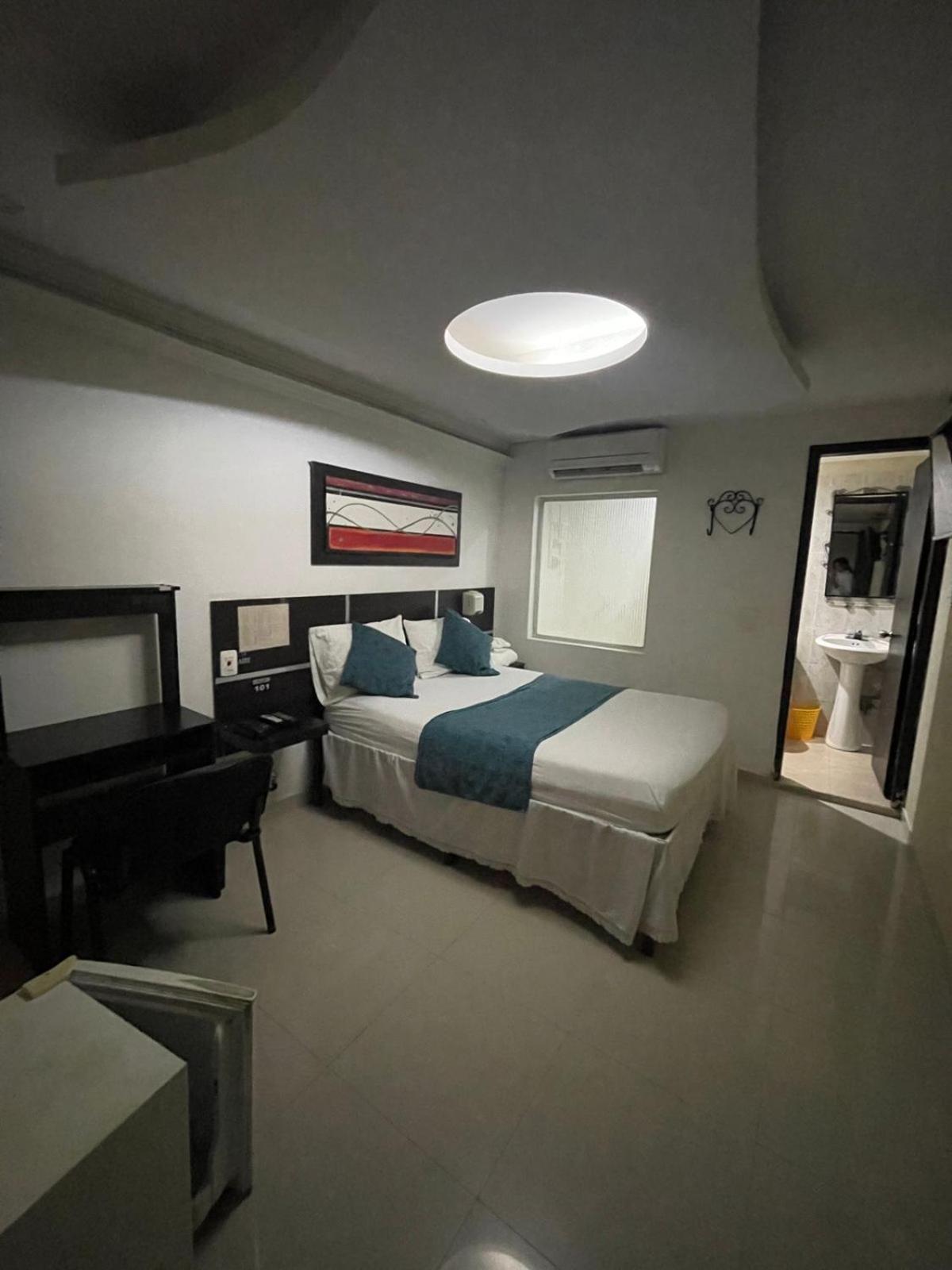 Hotel Plaza Norte カリ エクステリア 写真