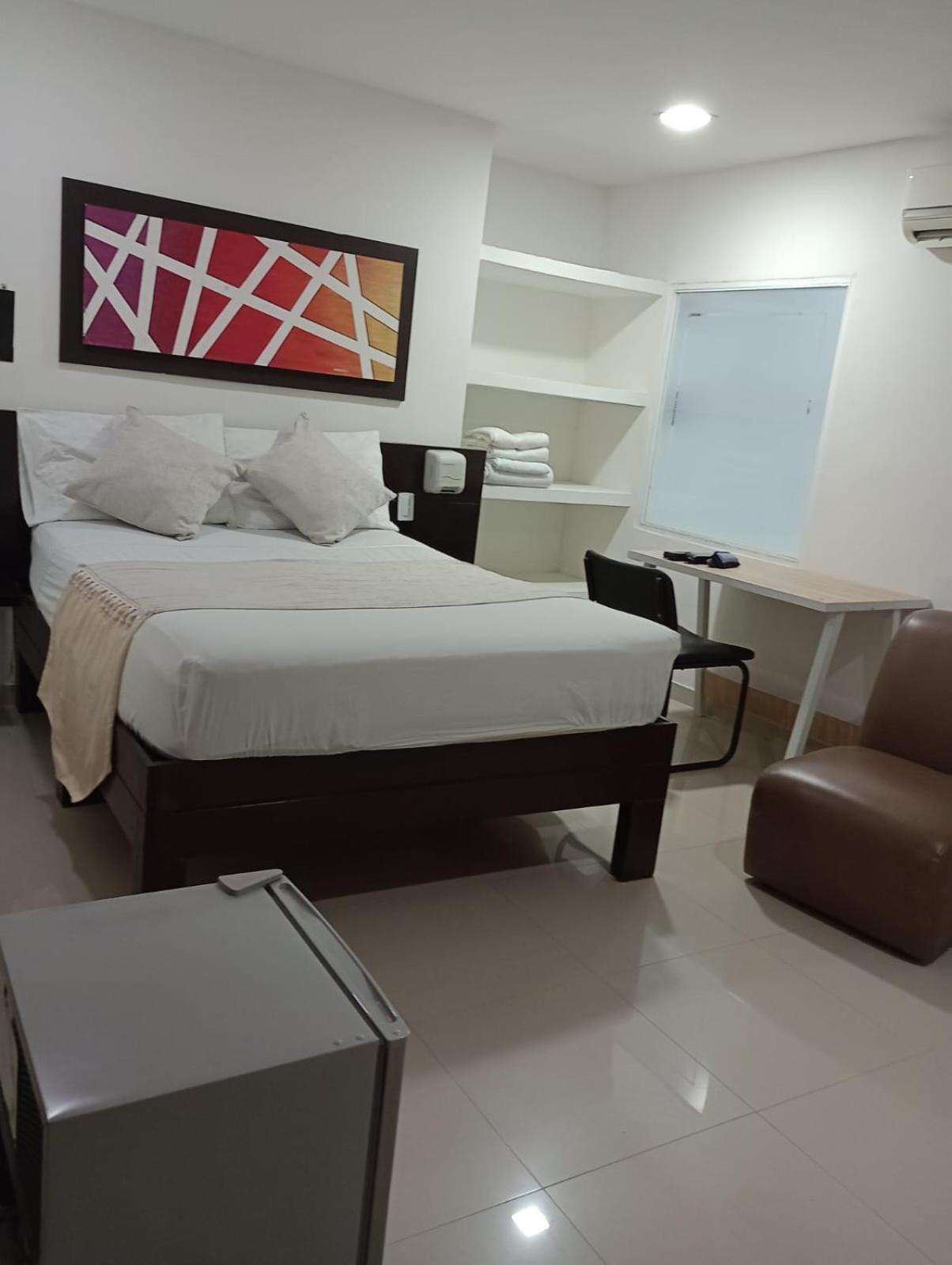 Hotel Plaza Norte カリ エクステリア 写真