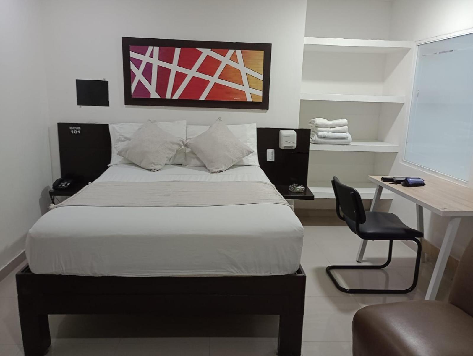 Hotel Plaza Norte カリ エクステリア 写真