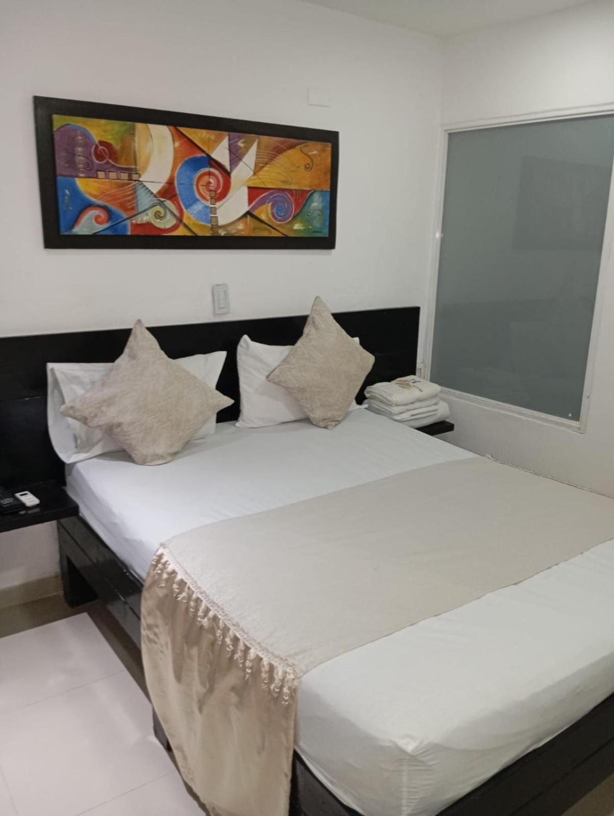 Hotel Plaza Norte カリ エクステリア 写真